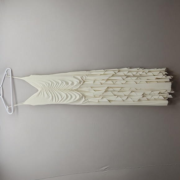 White dress NWT - Picture 3 of 8